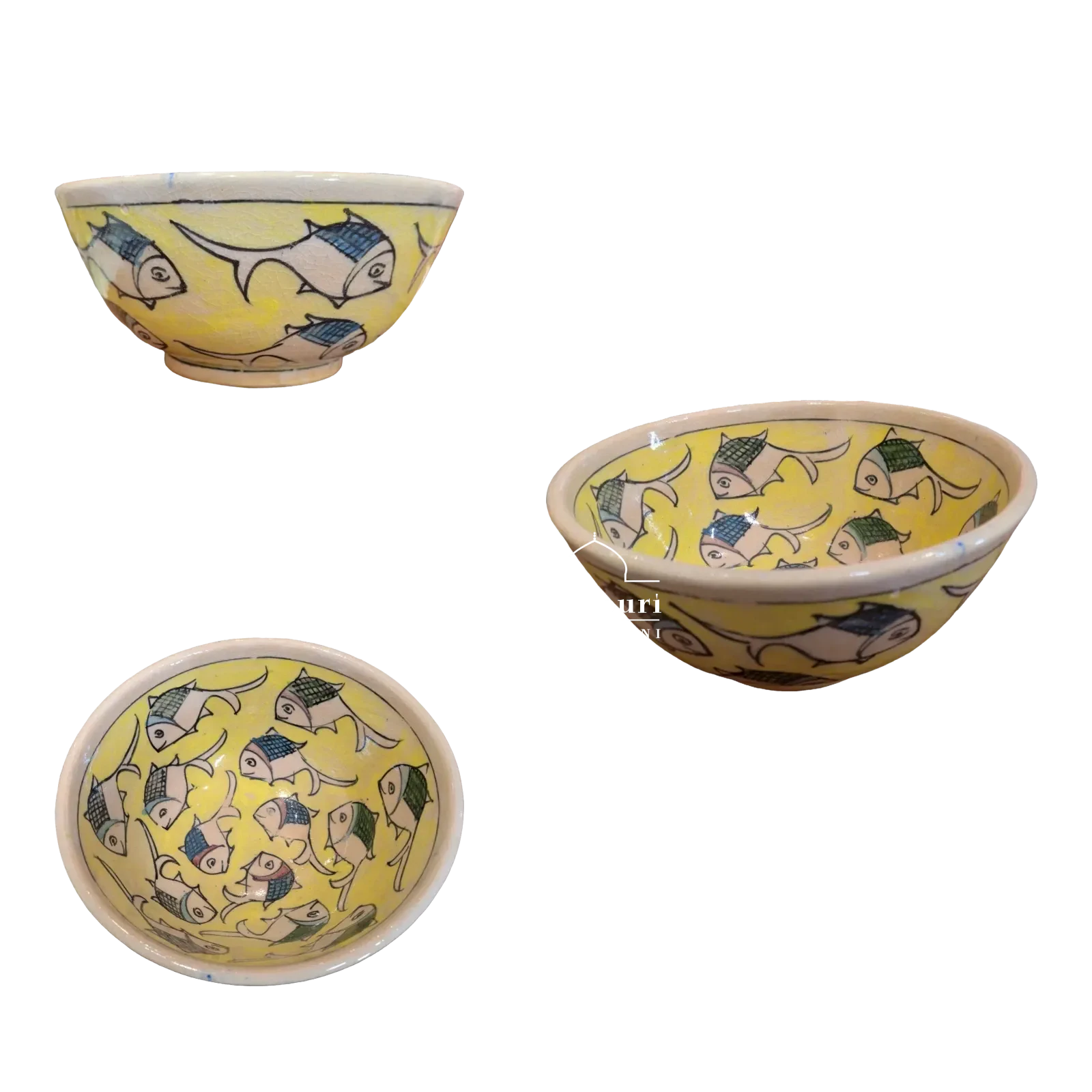 Maiolica bowl on a small foot, with stylised fish featuring blue and green details on a yellow background and a light-coloured rim.