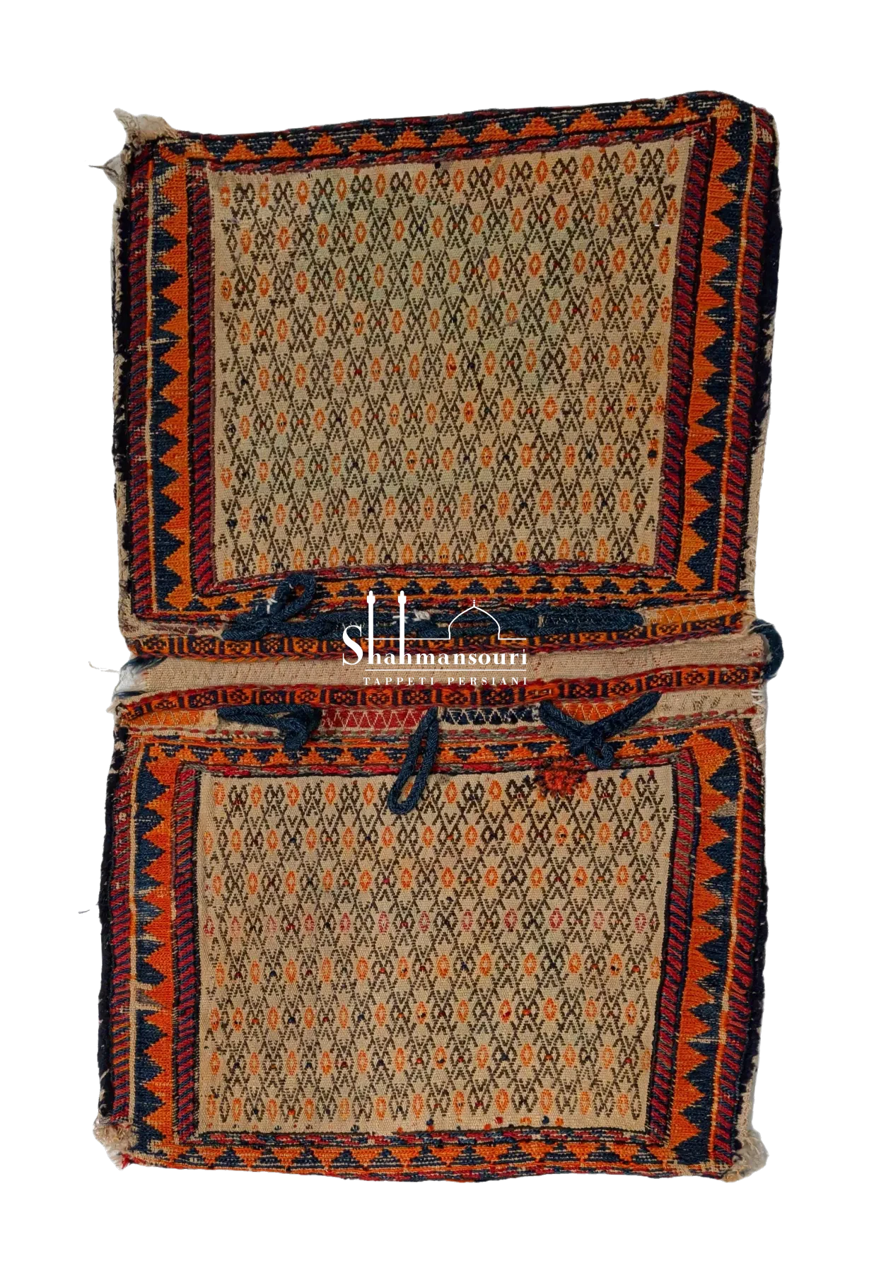 Khorjin Qashqai con due pannelli avorio a piccoli motivi scuri e arancio, bordure triangolari e asole blu scuro.
